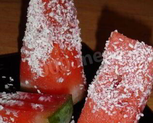 Десерт из арбуза