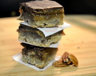 Десерт Сэнди пралине с пеканом