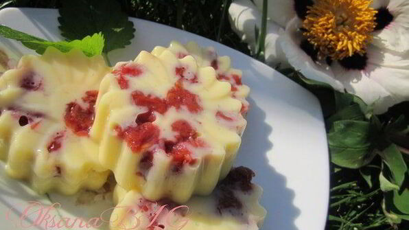 десерт заварное облачко с вишней