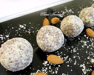 Имбирные конфеты с финиками и миндалем