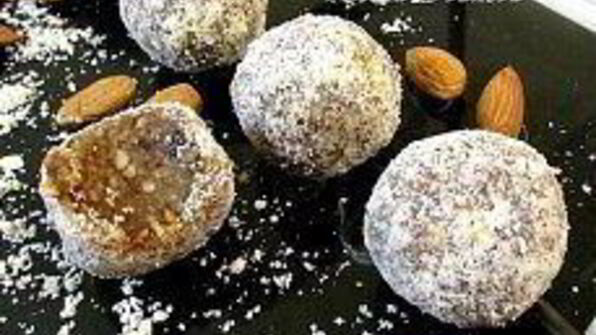 имбирные конфеты с финиками и миндалем