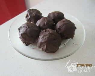 Шоколадки Баунти и конфеты Баунти