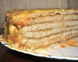 Бабушкин Рыжик с заварным кремом