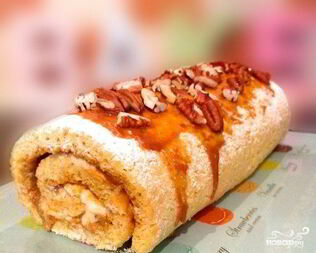 Бисквитный рулет с масляным кремом