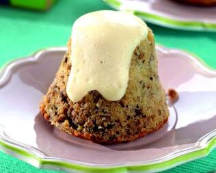 Гречневый пудинг с черносливом и заварным кремом