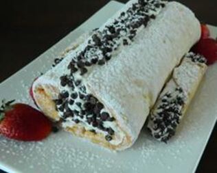 Рулет с творожным кремом