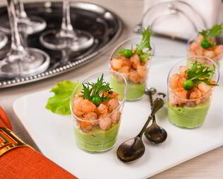 Веррины с кремом из горошка и острыми креветками