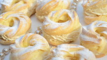 Заварные колечки с творожным кремом