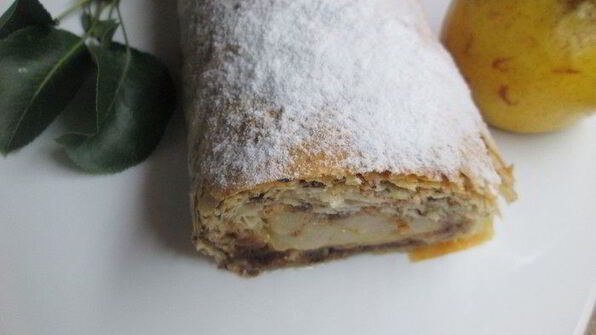 миндально-шоколадные груши в тесте фило