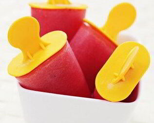 Арбузное мороженое с клубникой