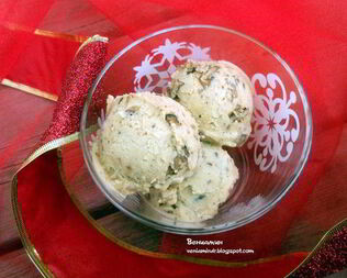 Имбирное мороженое с карамелизированным пеканом