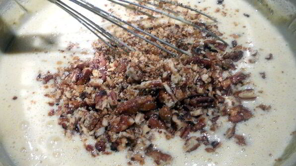 имбирное мороженое с карамелизированным пеканом