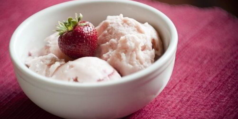 Рецепт клубничного мороженого