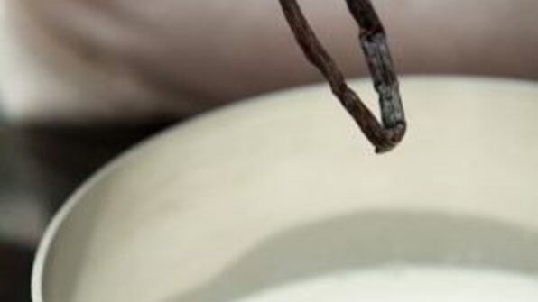 клубничное мороженое