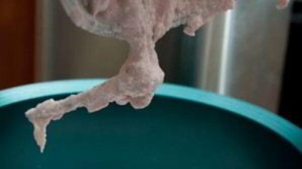 клубничное мороженое