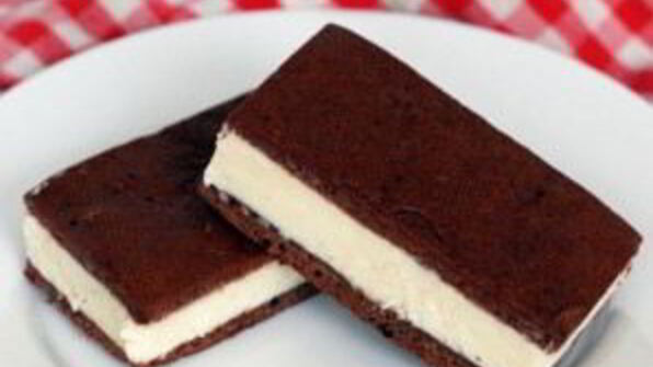 сэндвич-мороженое