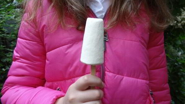 творожное мороженое