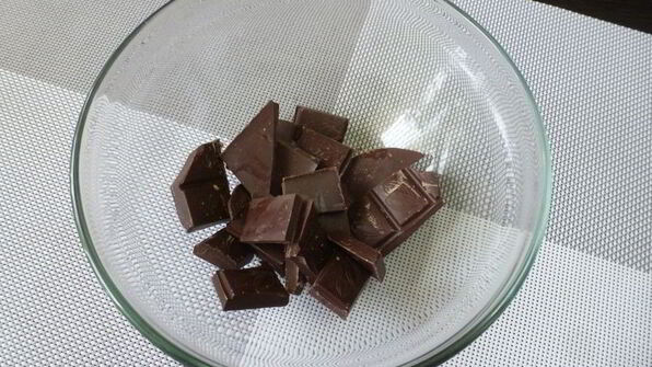 крем-мусс из шоколада и воды