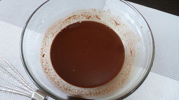 крем-мусс из шоколада и воды