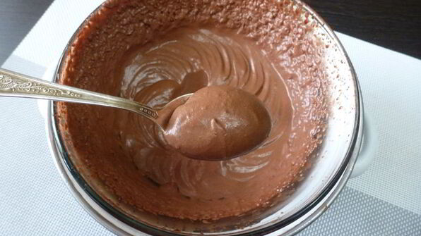 крем-мусс из шоколада и воды