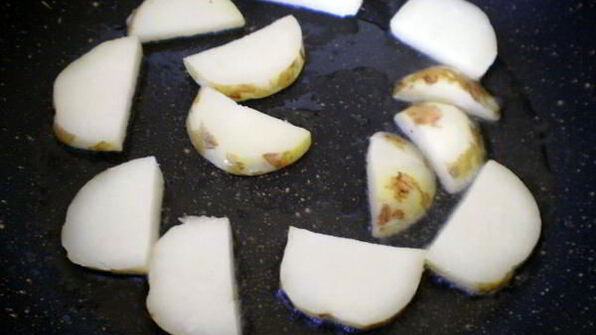 сельдь с картофелем и муссом из хрена