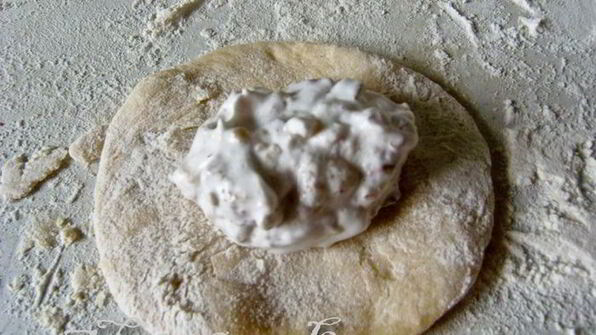 ореховые пасхальные булочки