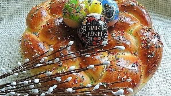пасхальный венок с тройной начинкой