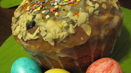 Праздничный кулич