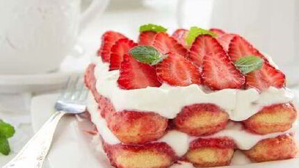 Нежное клубничное тирамису