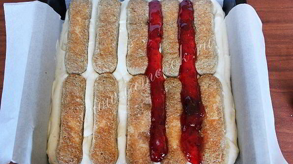 тирамису клубничный