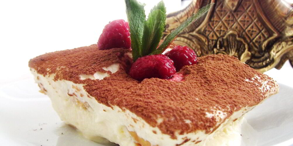 Рецепт тирамису с малиной и мятой