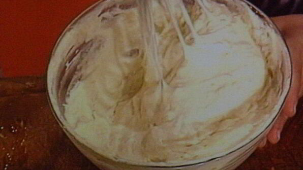 экзотический манговый тирамису