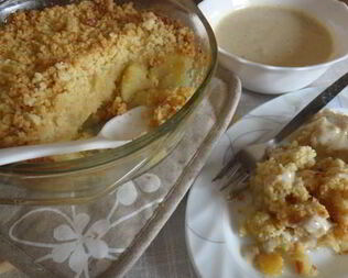 Яблочный крамбль с кокосовой стружкой