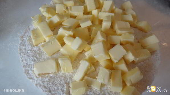 яблочный крамбль с кокосовой стружкой