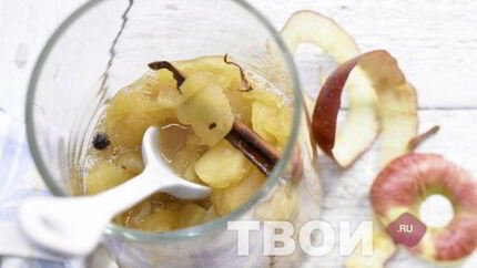 Яблоки тушеные
