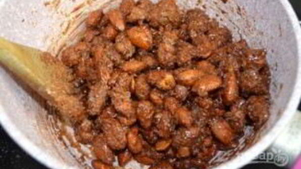 жареный миндаль