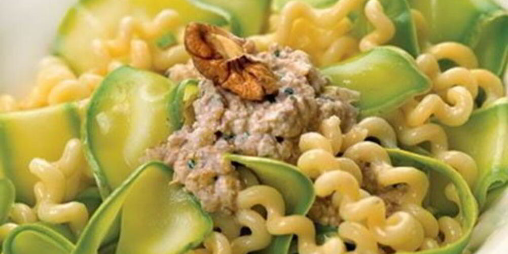 Рецепт быстрой лапши с цукини