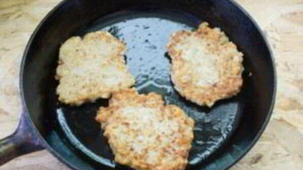 драники в горшочках с мясом