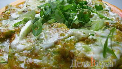 Кабачковые драники с чесночным соусом