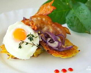 Картофельные драники с беконом