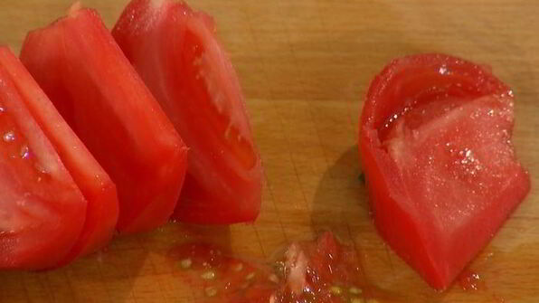 хрустящие драники с помидорами и маринованным луком