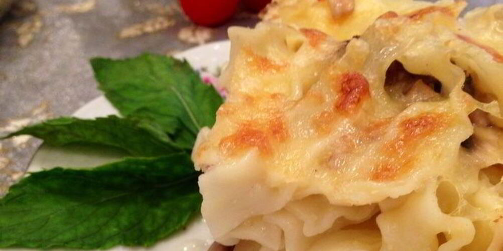 Рецепт фестонате с фрикадельками в сливках и под сыром