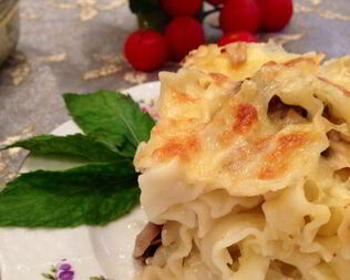 Фестонате с фрикадельками в сливках и под сыром