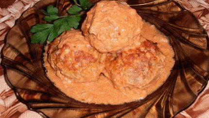 Фрикадельки из фарша с рисом