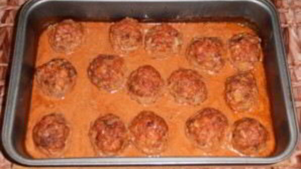 фрикадельки из фарша с рисом