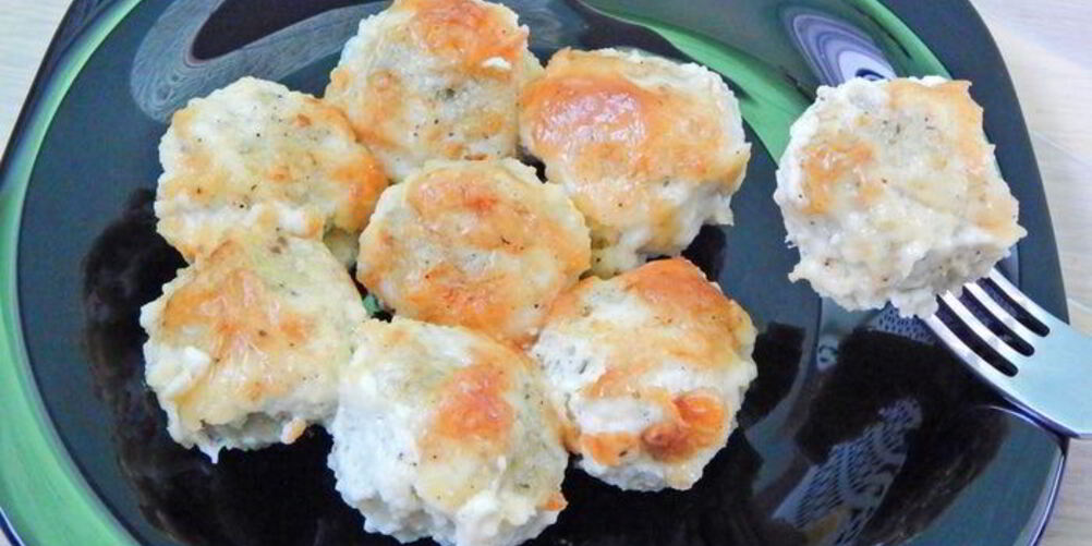 Рецепт фрикаделек из минтая в сырно-майонезном соусе