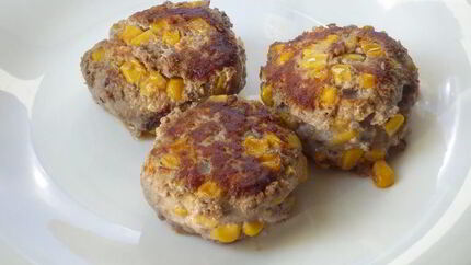 Фрикадельки с кукурузой