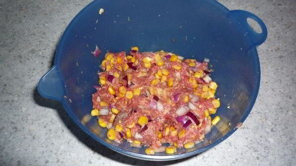 фрикадельки с кукурузой