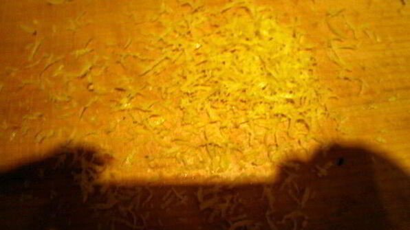 фрикадельки с цедрой лимона и огуречным соусом