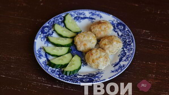 куриные фрикадельки с сыром